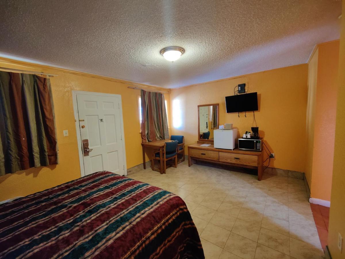 Western Motel Deming Εξωτερικό φωτογραφία